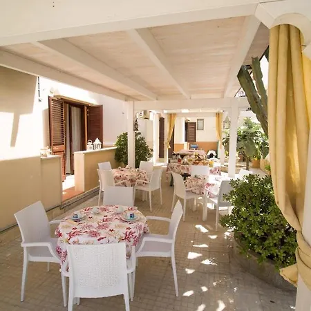 Ghiaccio Bed & Breakfast *